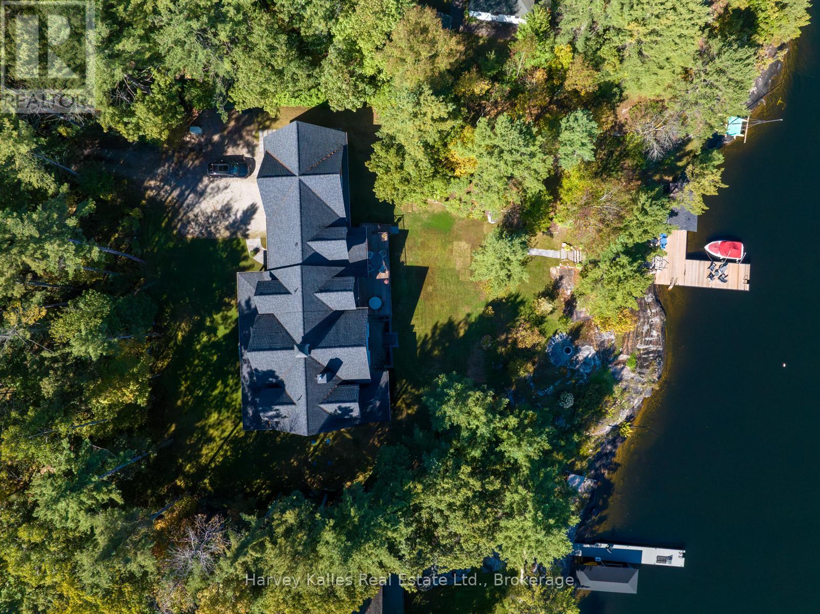 1045 Lakeshore Drive, Gravenhurst, Ontario  P1P 1R2 - Photo 23 - X12261759