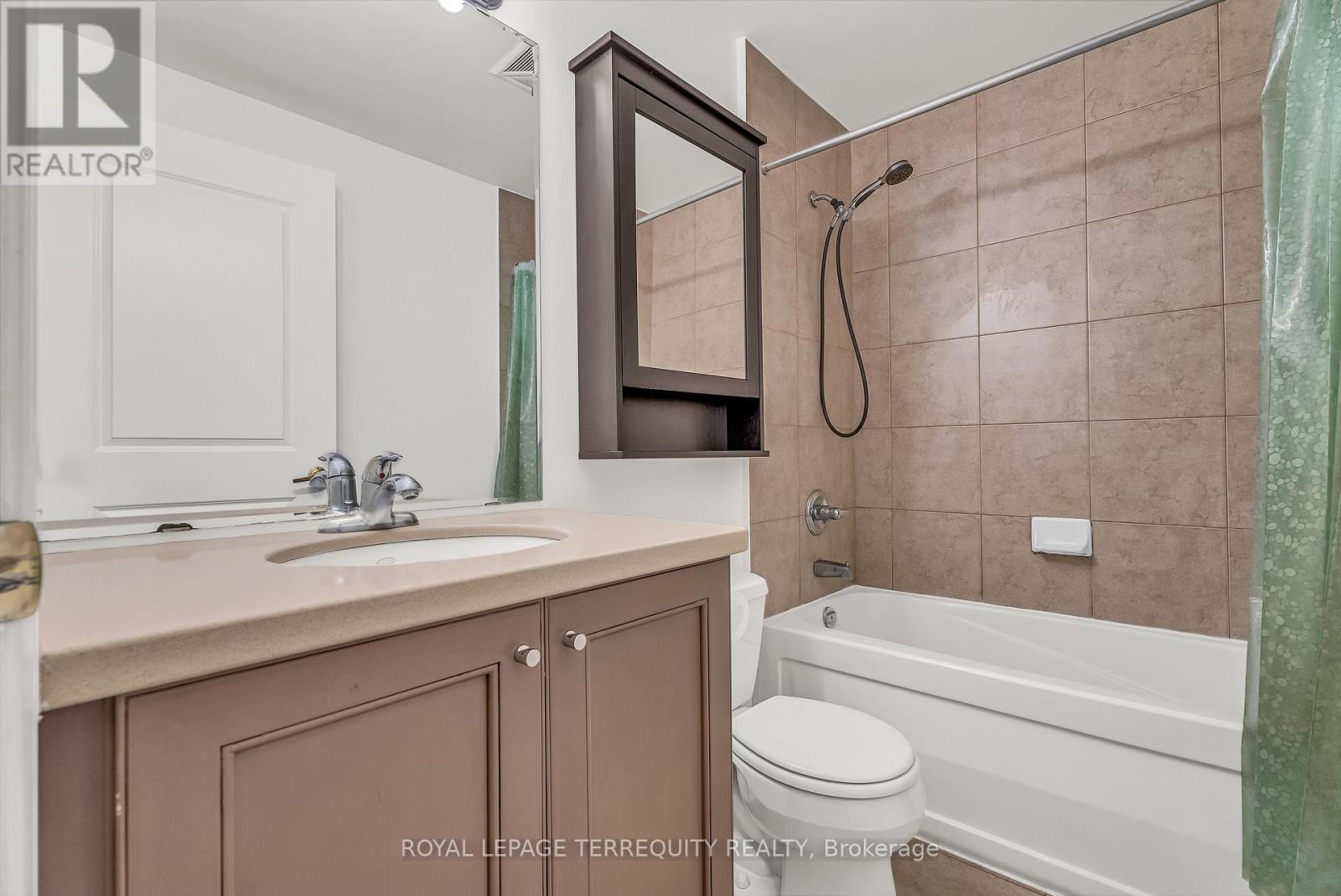 1409 - 9225 Jane Street, Vaughan, Ontario  L6A 0J7 - Photo 17 - N12356352