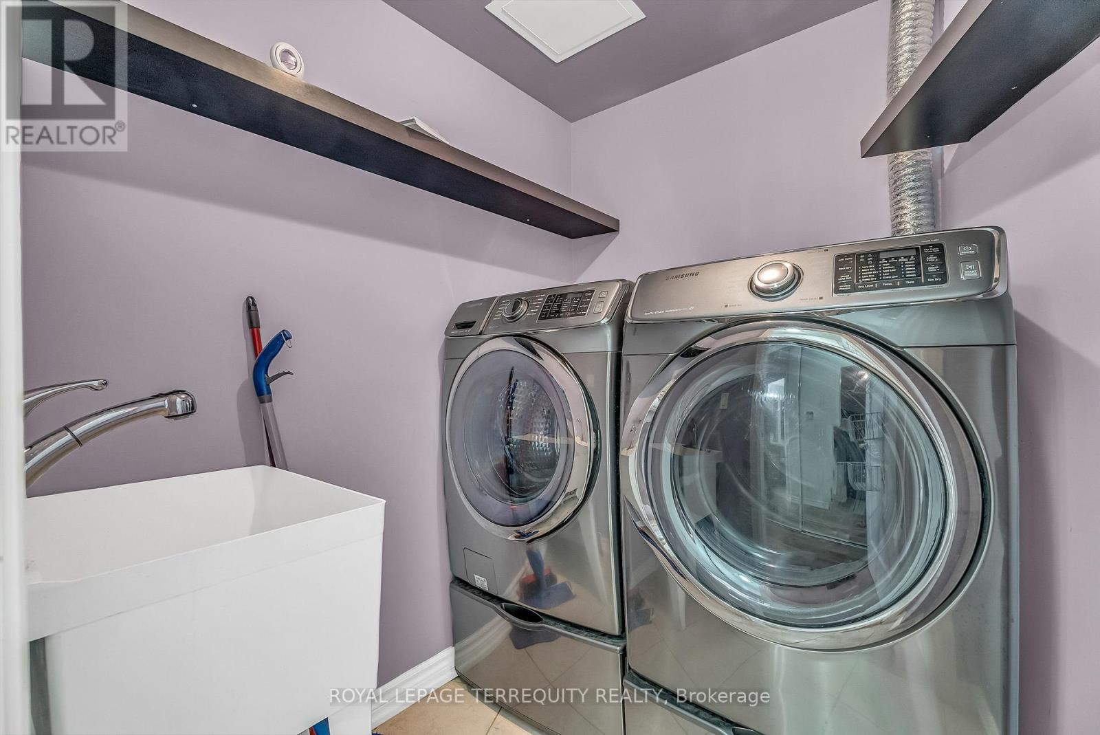 1409 - 9225 Jane Street, Vaughan, Ontario  L6A 0J7 - Photo 18 - N12356352
