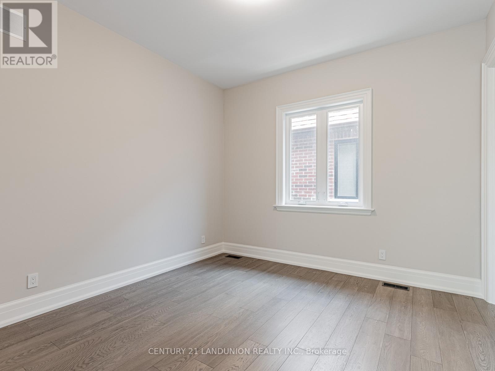 36a Elm Grove Avenue, Richmond Hill, Ontario  L4E 2W8 - Photo 26 - N12356372