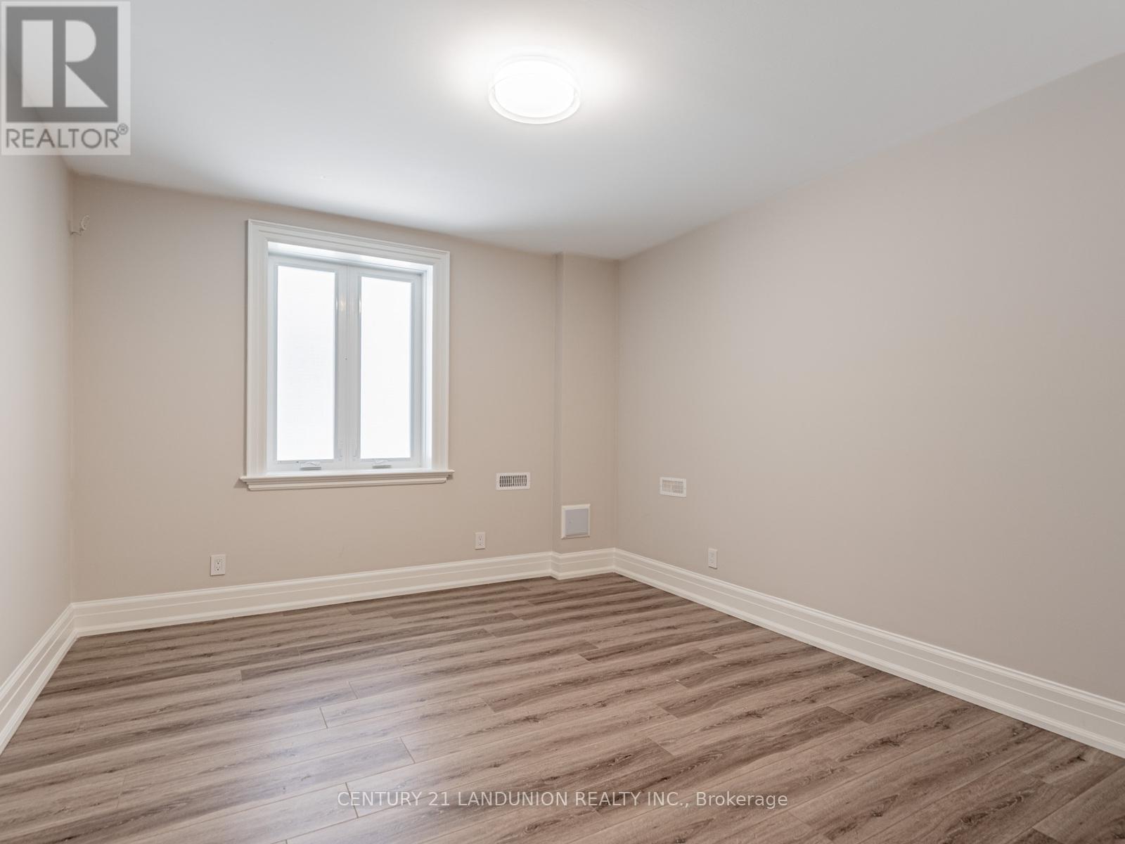 36a Elm Grove Avenue, Richmond Hill, Ontario  L4E 2W8 - Photo 38 - N12356372