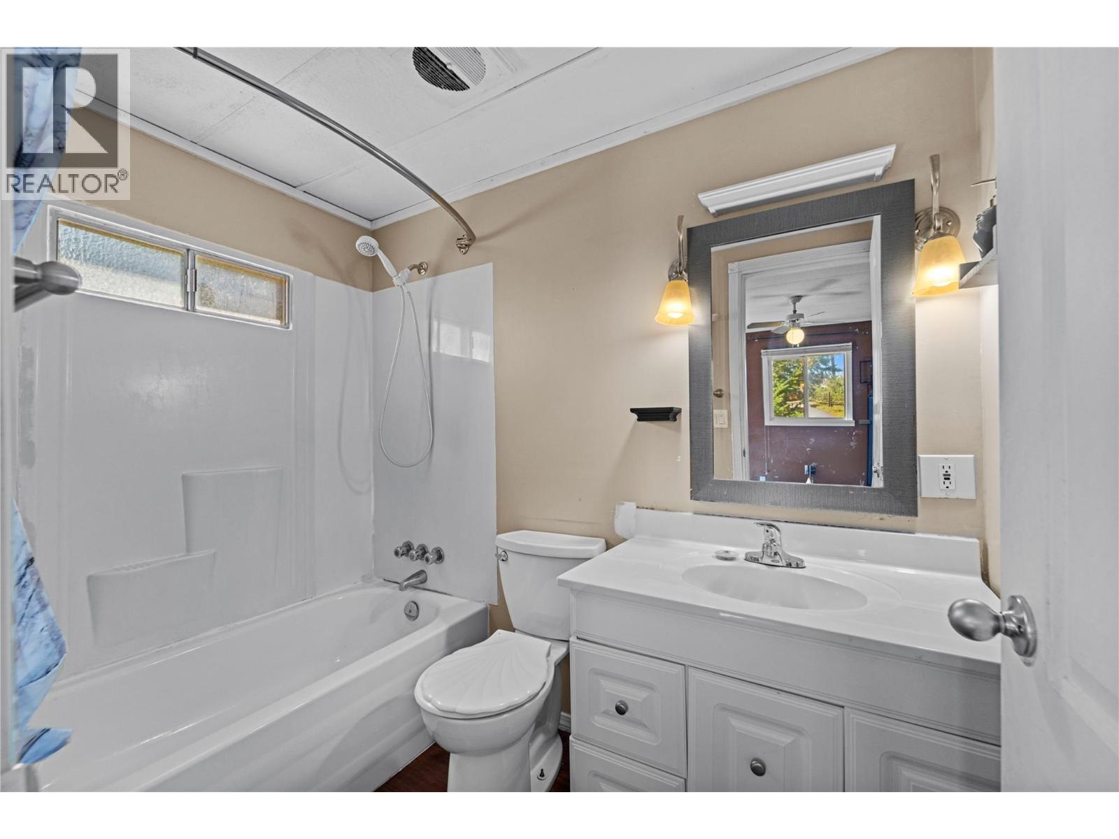 1098 Houston Street Unit# 23, Merritt, British Columbia  V1K 1C3 - Photo 12 - 10360152