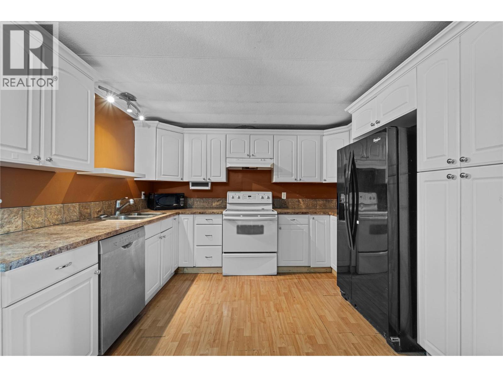 1098 Houston Street Unit# 23, Merritt, British Columbia  V1K 1C3 - Photo 7 - 10360152