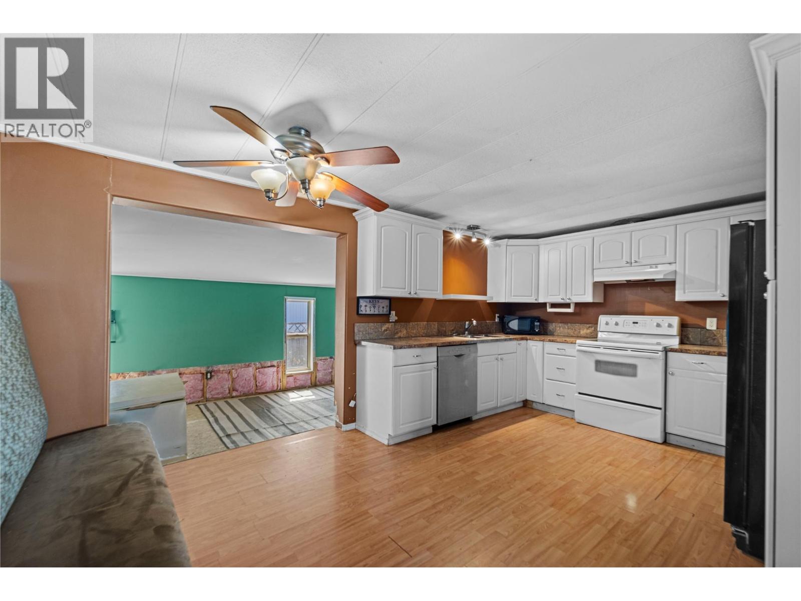 1098 Houston Street Unit# 23, Merritt, British Columbia  V1K 1C3 - Photo 8 - 10360152