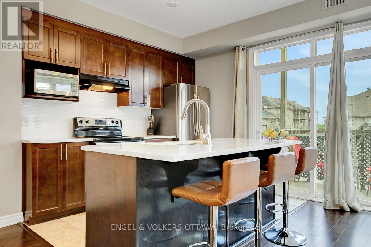 E - 188 Hornchurch Lane, Ottawa, Ontario  K2J 2T3 - Photo 15 - X12356378