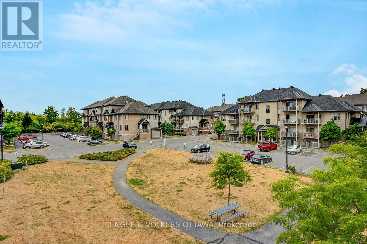 E - 188 Hornchurch Lane, Ottawa, Ontario  K2J 2T3 - Photo 21 - X12356378