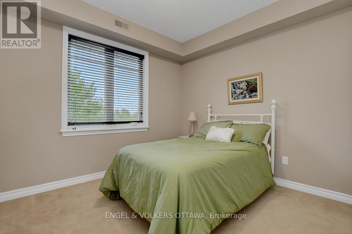 E - 188 Hornchurch Lane, Ottawa, Ontario  K2J 2T3 - Photo 27 - X12356378