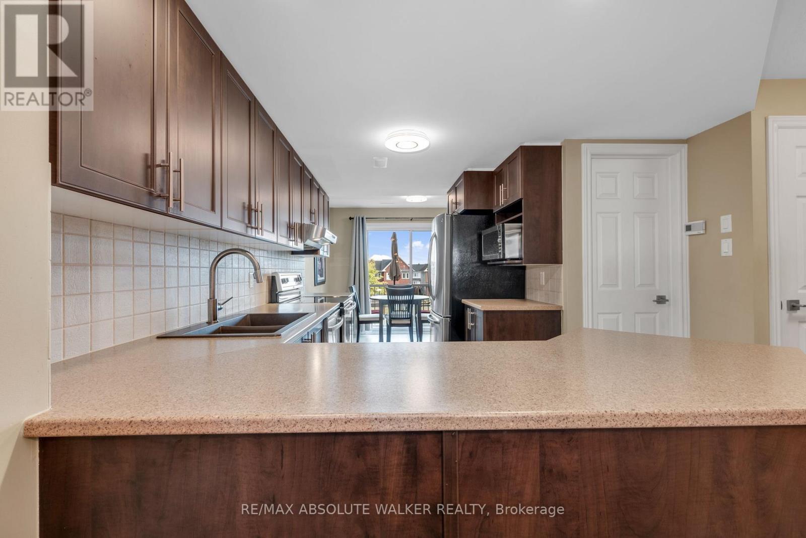 102 Brentmore Private, Ottawa, Ontario  K4A 0B7 - Photo 18 - X12356400