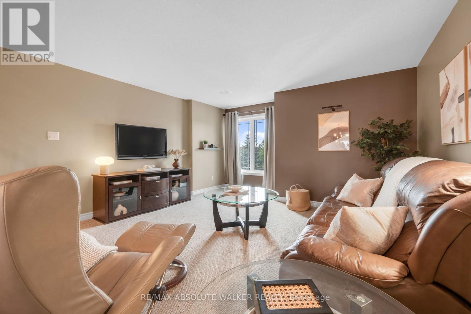 102 Brentmore Private, Ottawa, Ontario  K4A 0B7 - Photo 3 - X12356400