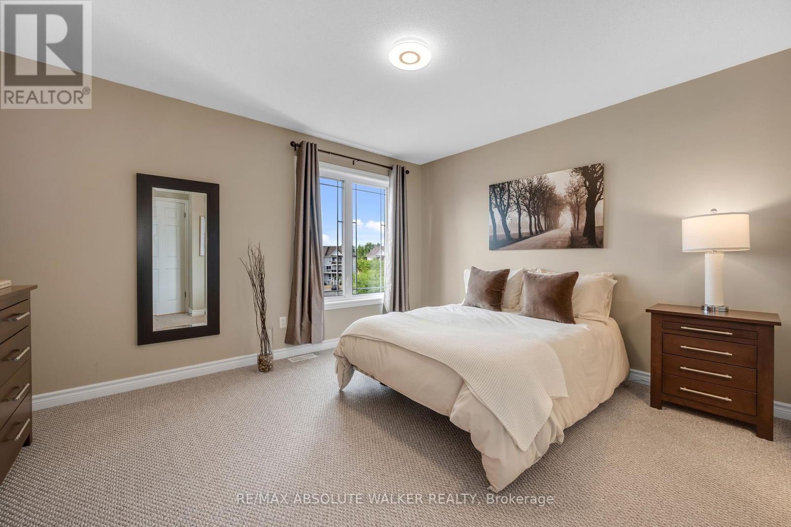 102 Brentmore Private, Ottawa, Ontario  K4A 0B7 - Photo 37 - X12356400