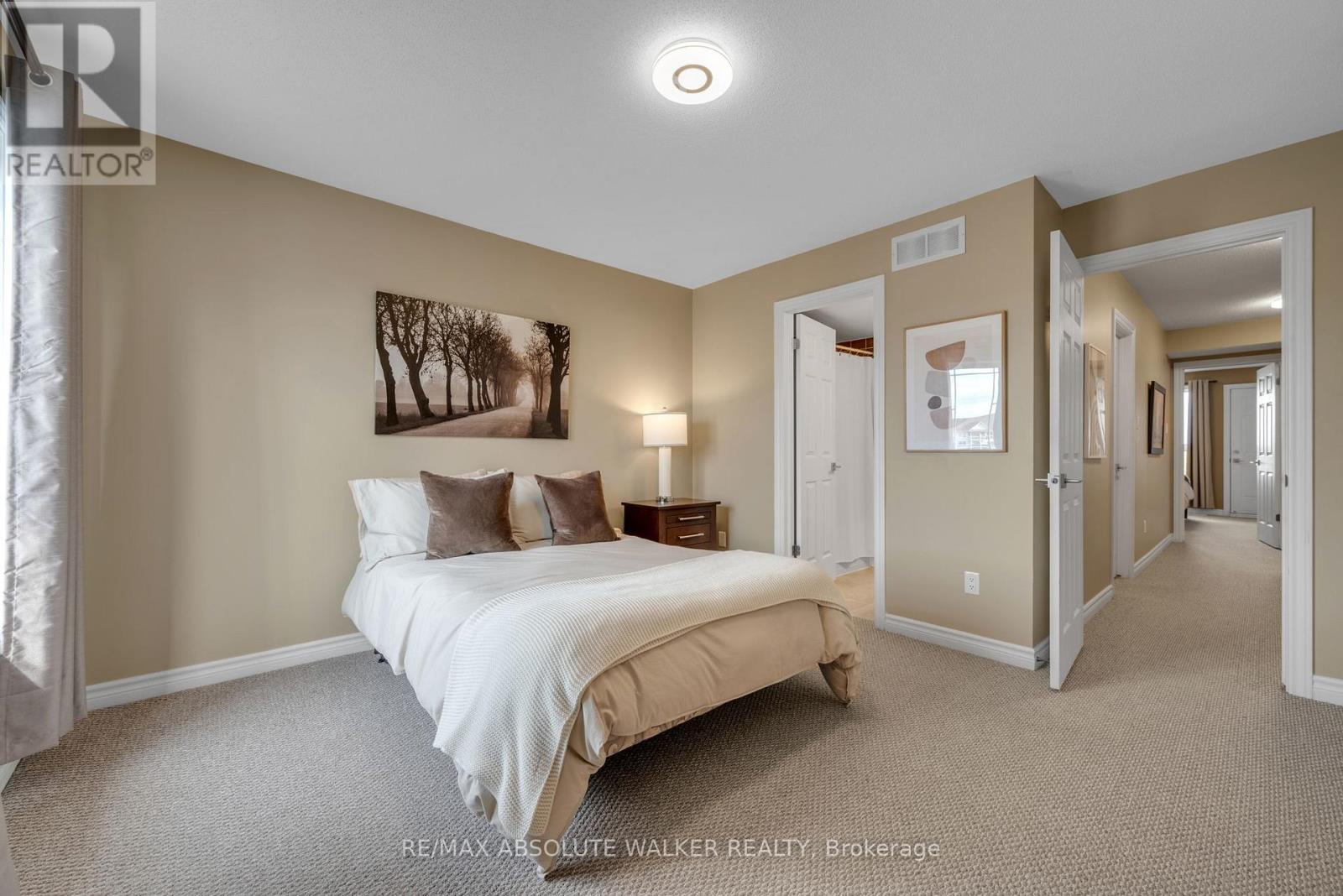 102 Brentmore Private, Ottawa, Ontario  K4A 0B7 - Photo 38 - X12356400