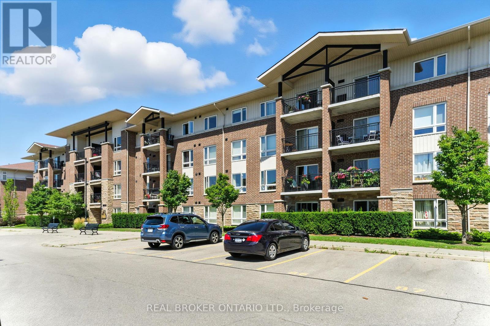 Property at 207 - 45 KINGSBURY SQUARE image 3