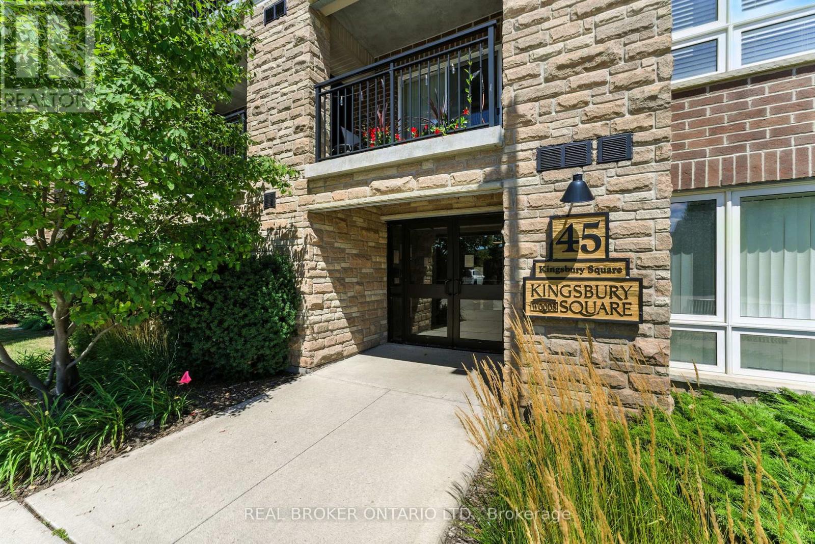 Property at 207 - 45 KINGSBURY SQUARE image 4