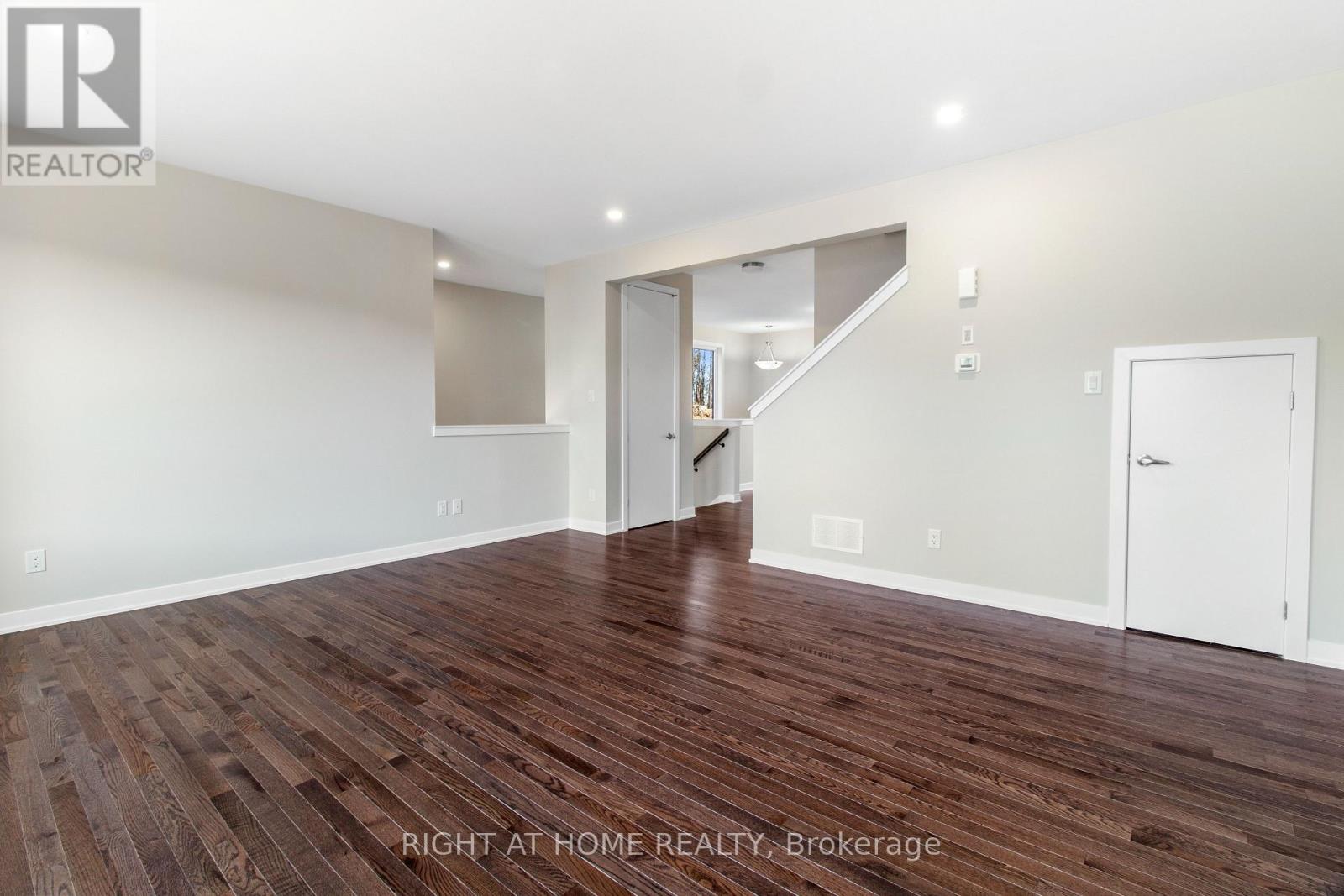 376 Appalachian Circle, Ottawa, Ontario  K2J 6X3 - Photo 16 - X12356345