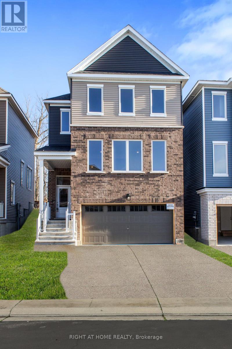 376 Appalachian Circle, Ottawa, Ontario  K2J 6X3 - Photo 3 - X12356345