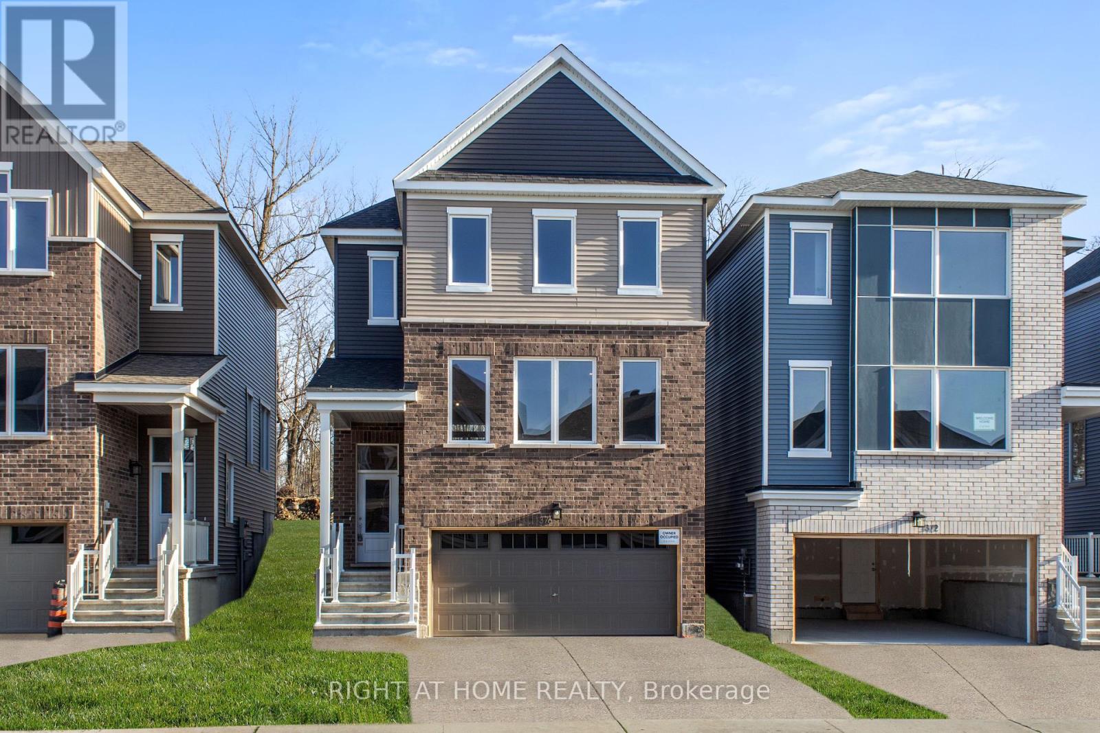 376 Appalachian Circle, Ottawa, Ontario  K2J 6X3 - Photo 5 - X12356345