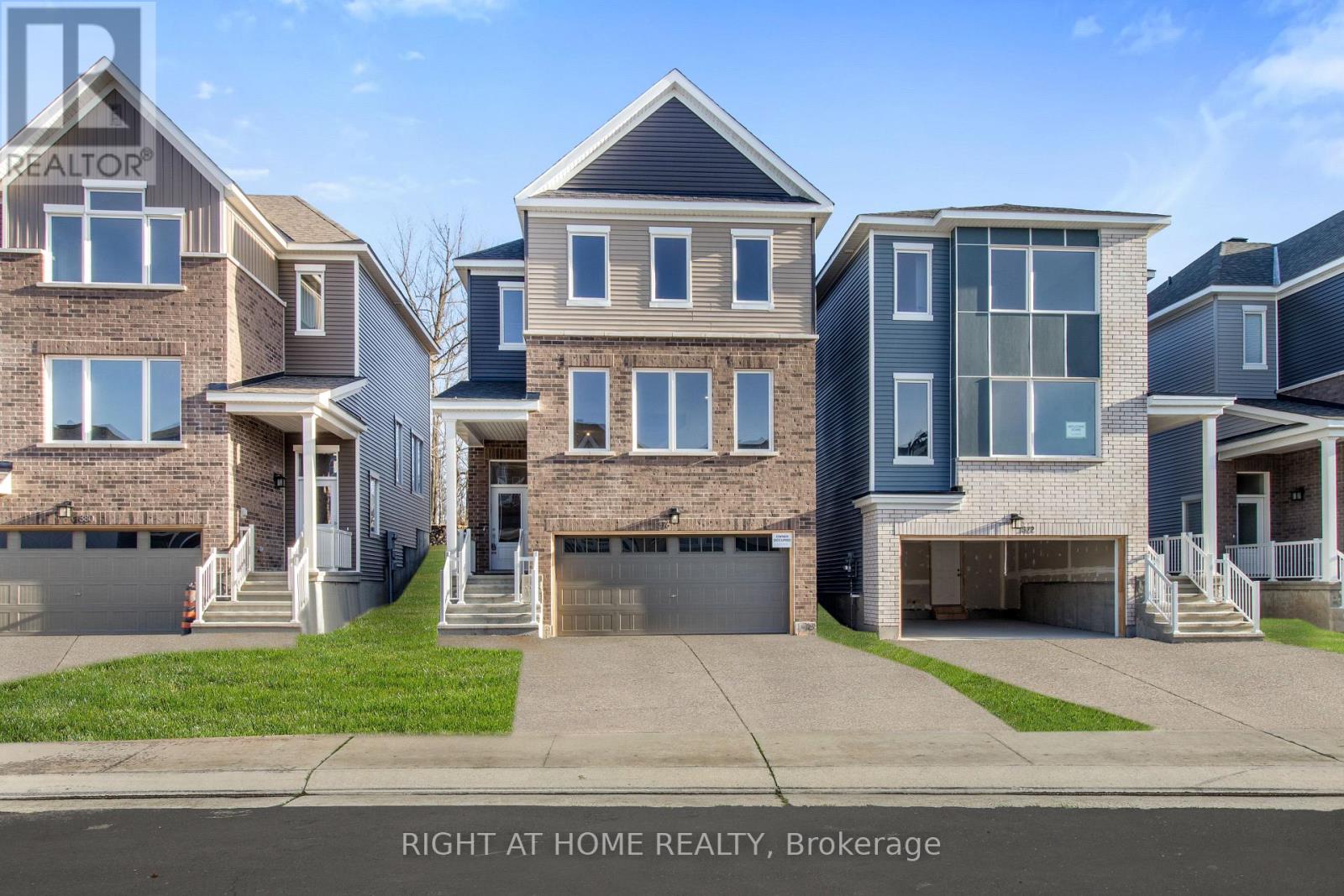 376 Appalachian Circle, Ottawa, Ontario  K2J 6X3 - Photo 6 - X12356345
