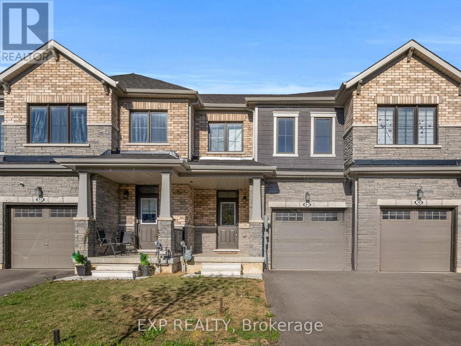 41 Ever Sweet Way, Thorold, Ontario  L2V 0K9 - Photo 1 - X12356350