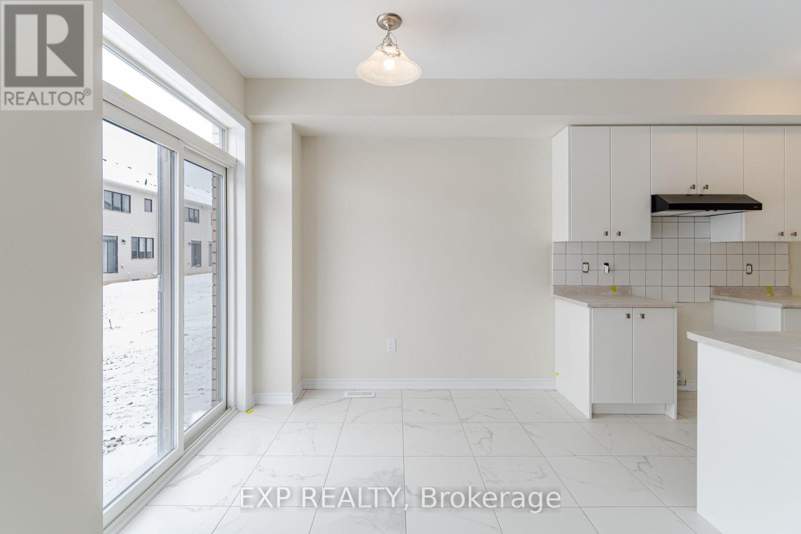 41 Ever Sweet Way, Thorold, Ontario  L2V 0K9 - Photo 12 - X12356350