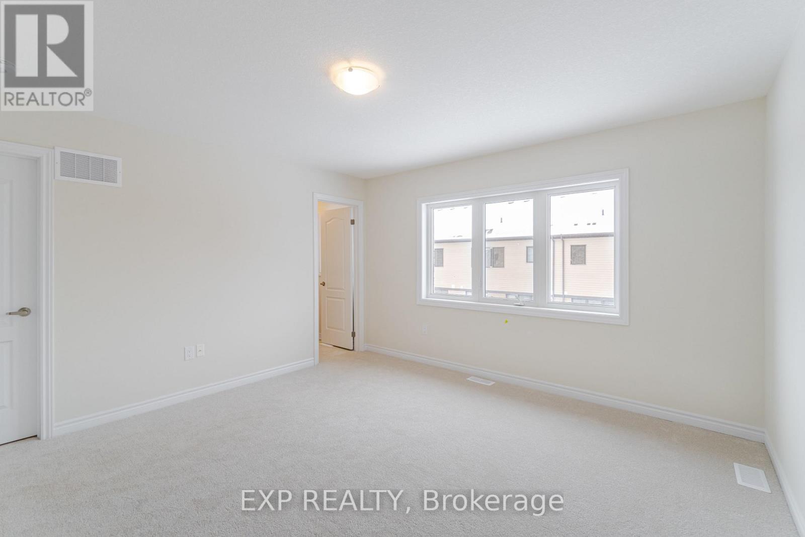 41 Ever Sweet Way, Thorold, Ontario  L2V 0K9 - Photo 21 - X12356350