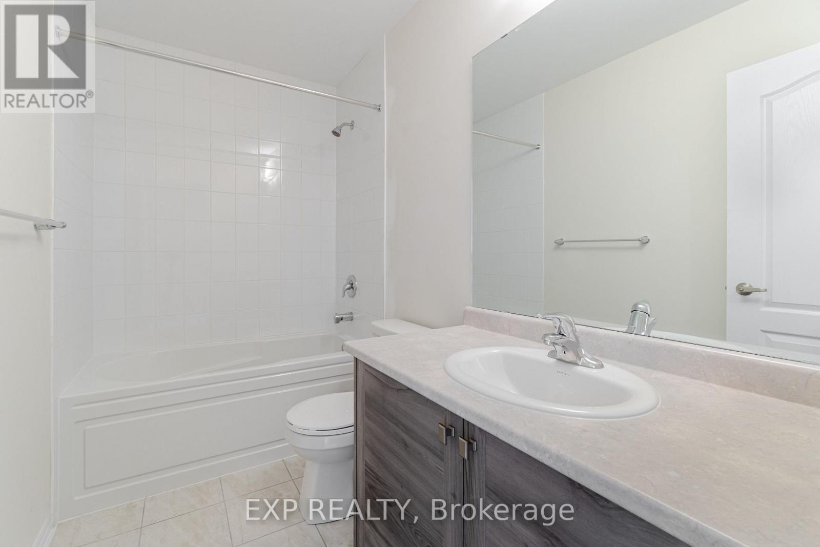 41 Ever Sweet Way, Thorold, Ontario  L2V 0K9 - Photo 31 - X12356350