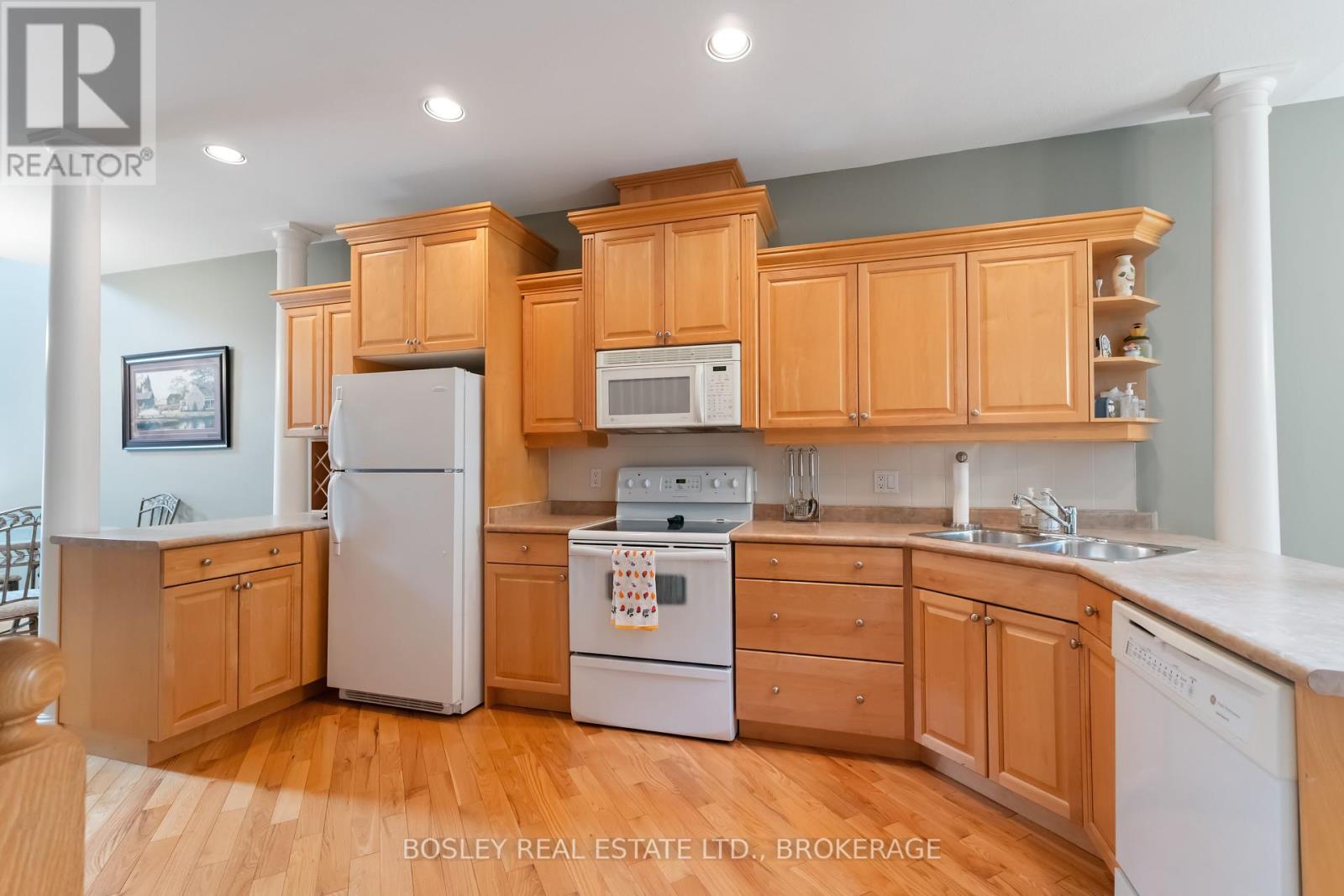 14 - 308 Queenston Street, St. Catharines, Ontario  L2P 2X4 - Photo 6 - X12356377