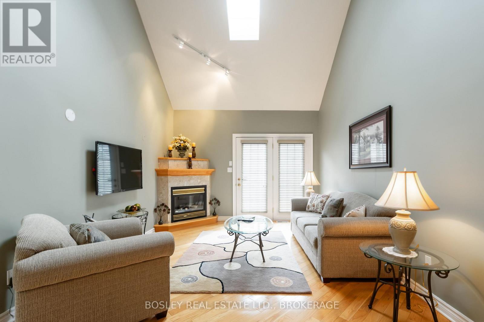 14 - 308 Queenston Street, St. Catharines, Ontario  L2P 2X4 - Photo 8 - X12356377