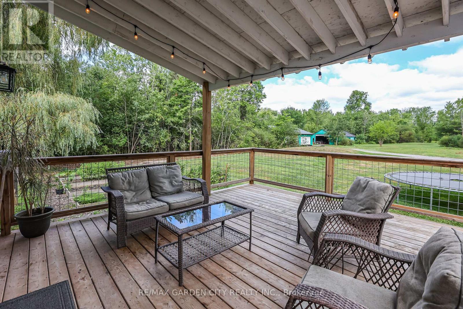 1858 Townline Road, Fort Erie, Ontario  L0S 1S0 - Photo 27 - X12356383