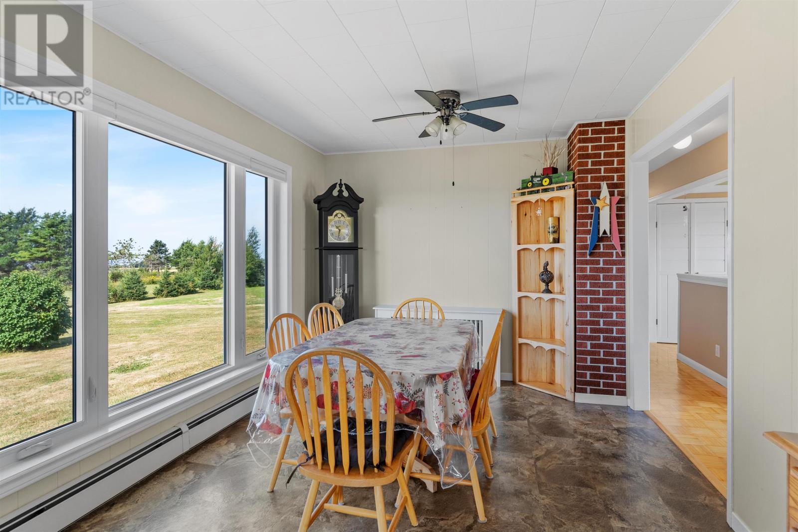 585 Cannontown Road, Mont Carmel, Prince Edward Island  C0B 2E0 - Photo 11 - 202521253