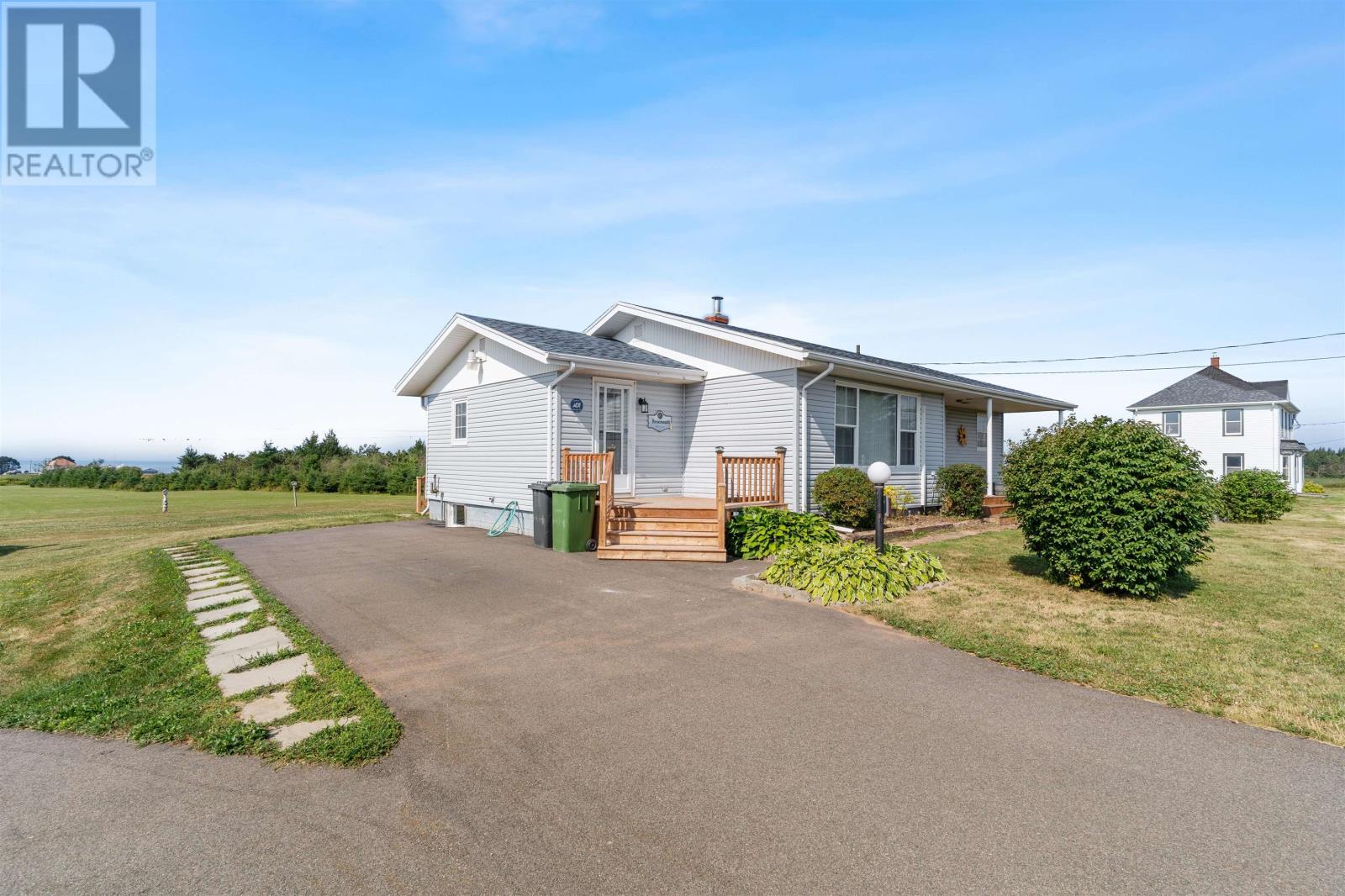 585 Cannontown Road, Mont Carmel, Prince Edward Island  C0B 2E0 - Photo 2 - 202521253