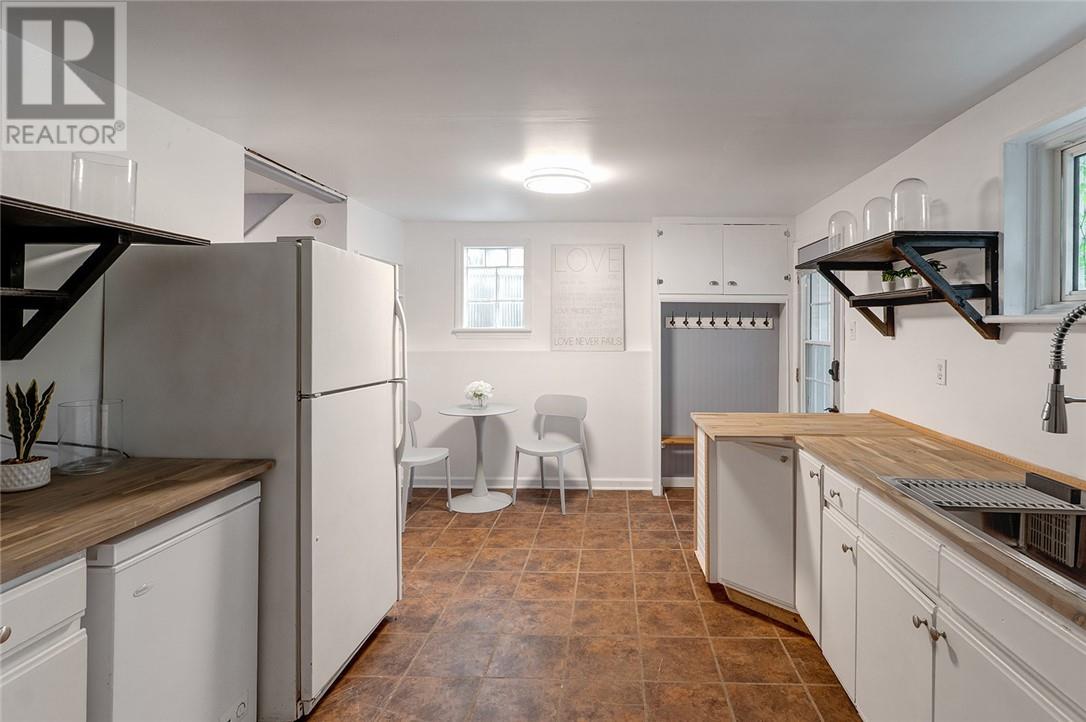 Property at 1262 Martindale Road image 4