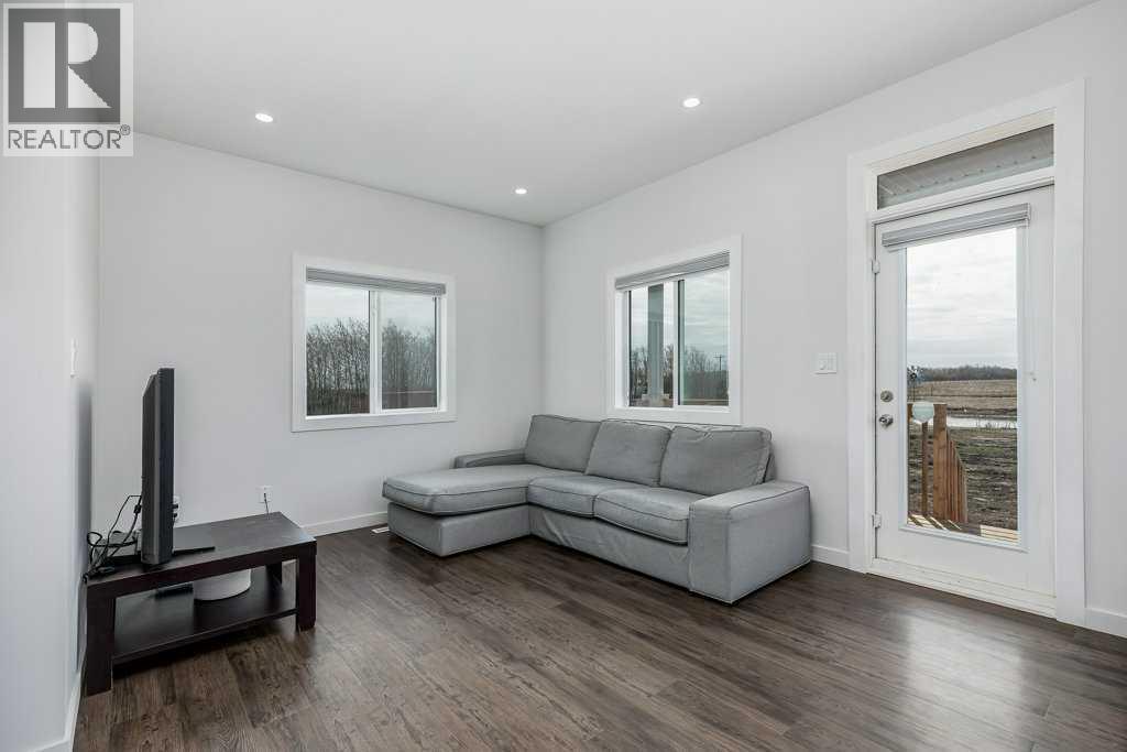 48440 Range Road 261, Rural Leduc County, Alberta  T4X 2J5 - Photo 3 - A2213465