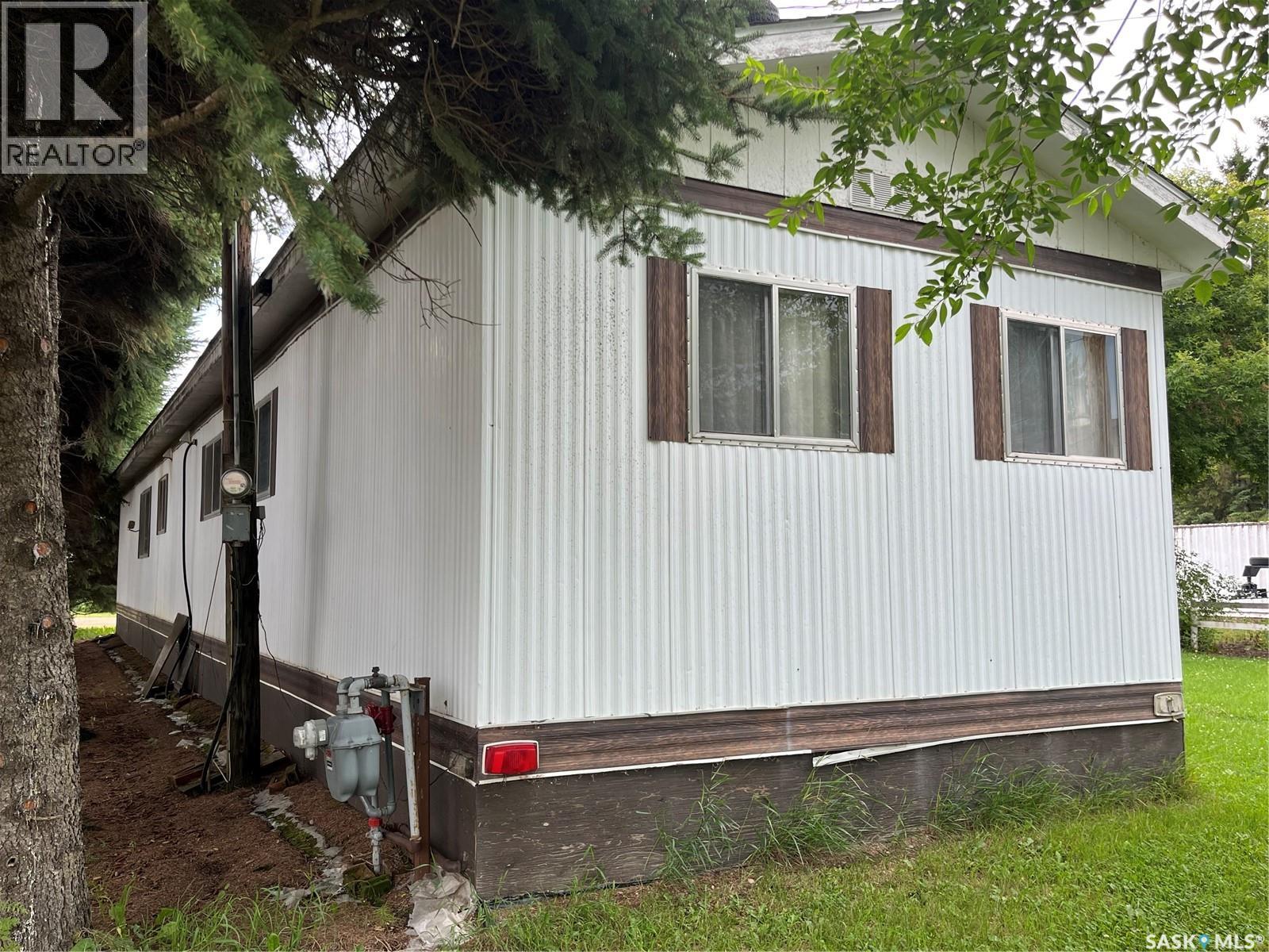 209 1st Street W, Meath Park, Saskatchewan  S0J 1T0 - Photo 6 - SK016239