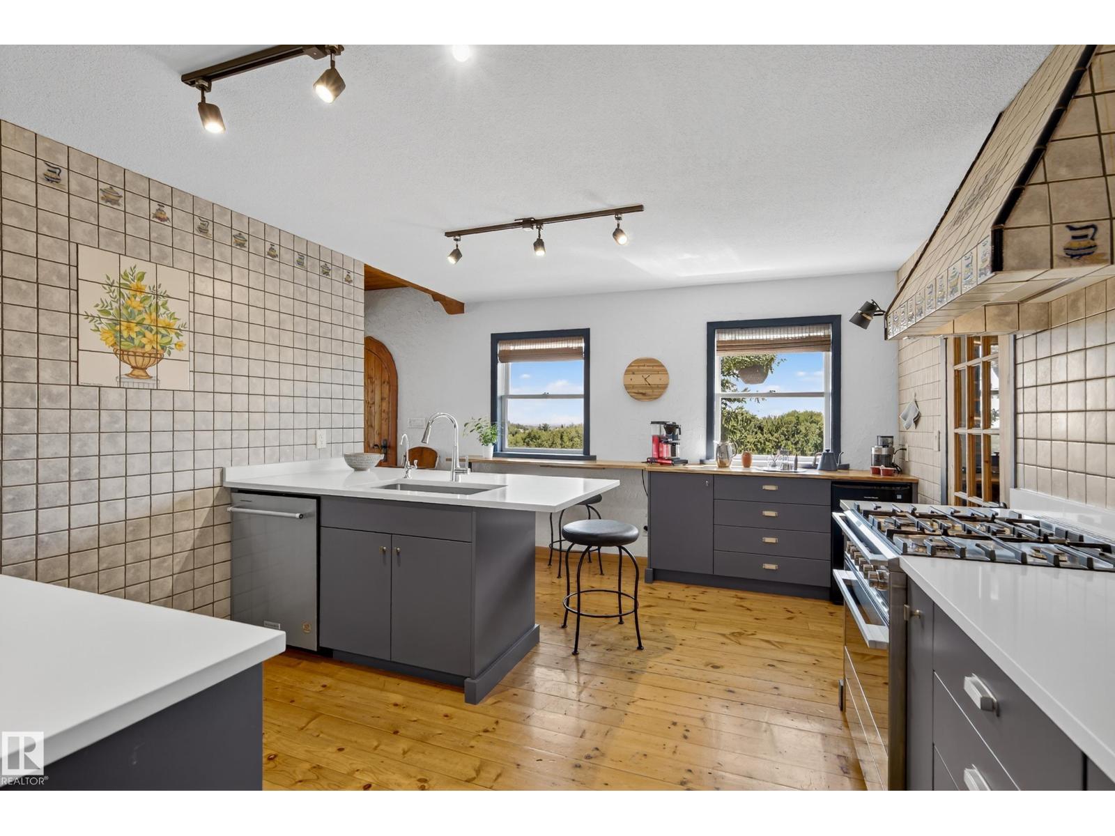 54207 Rge Road 275, Rural Sturgeon County, Alberta  T8R 1Y9 - Photo 17 - E4453971