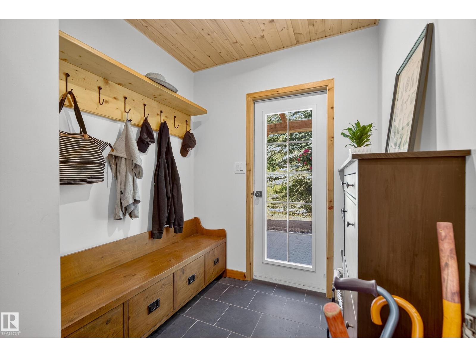 54207 Rge Road 275, Rural Sturgeon County, Alberta  T8R 1Y9 - Photo 8 - E4453971