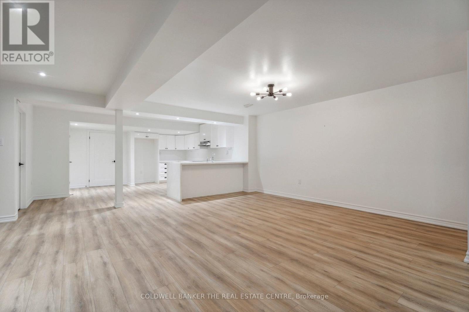 54 Pine Post Road, Georgina, Ontario  L0E 1P0 - Photo 30 - N12356438