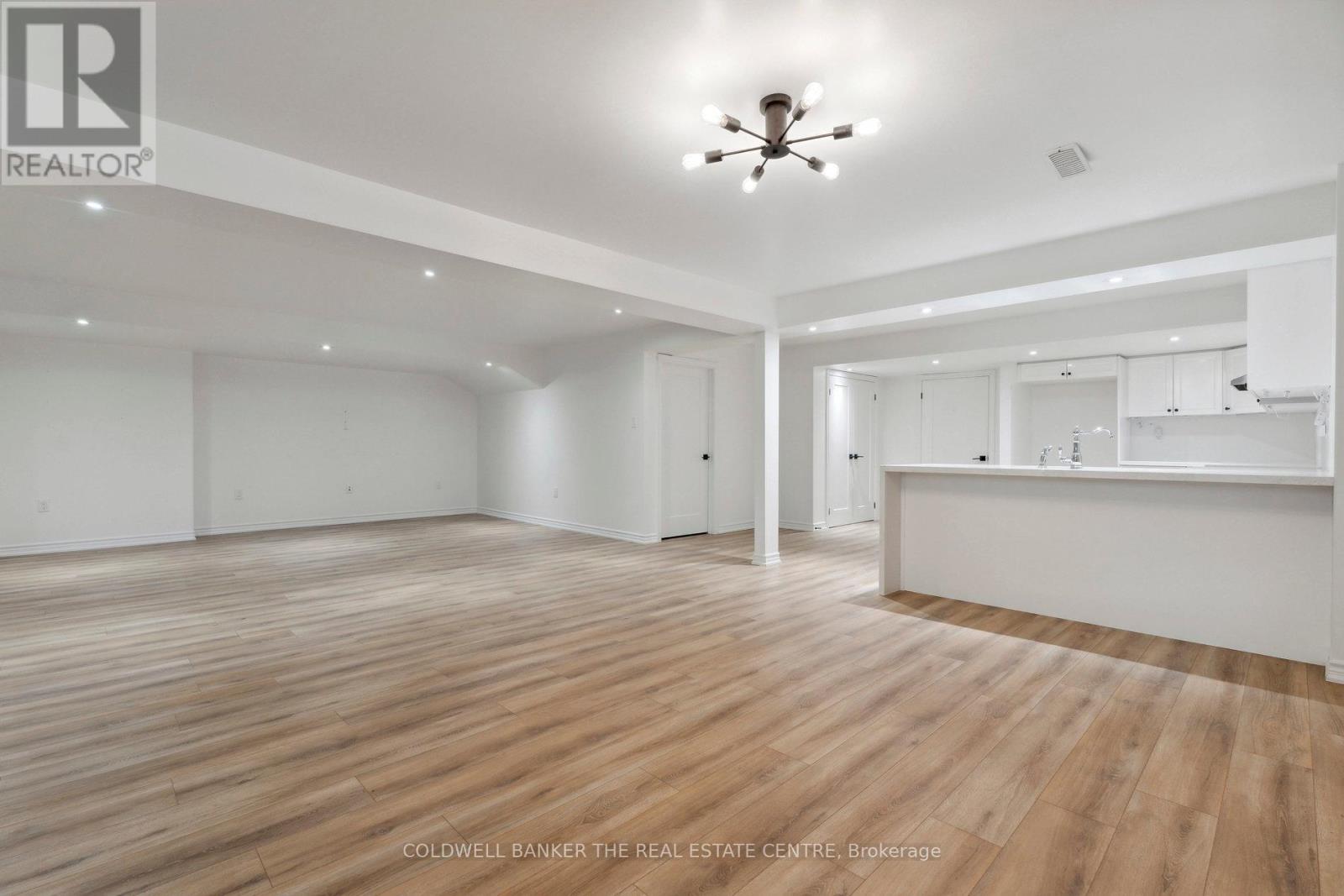 54 Pine Post Road, Georgina, Ontario  L0E 1P0 - Photo 39 - N12356438