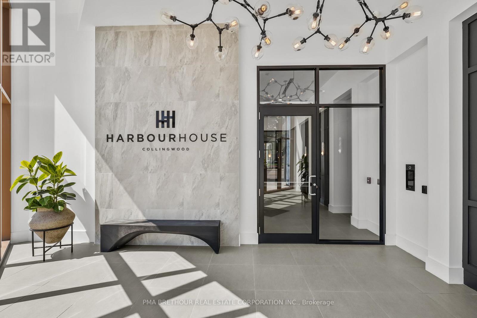 208 - 31 HURON STREET, Collingwood, Ontario