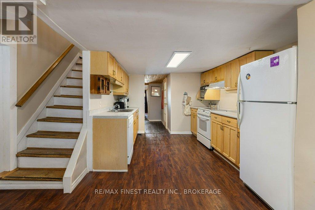 356 York Street, Kingston, Ontario  K7K 1R9 - Photo 12 - X12356467