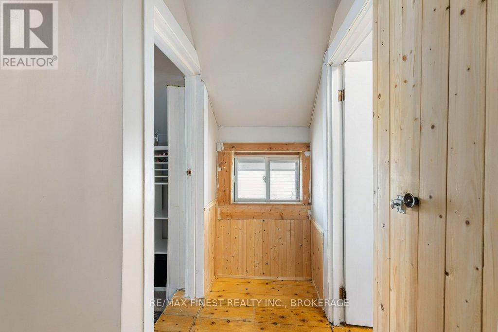 356 York Street, Kingston, Ontario  K7K 1R9 - Photo 20 - X12356467