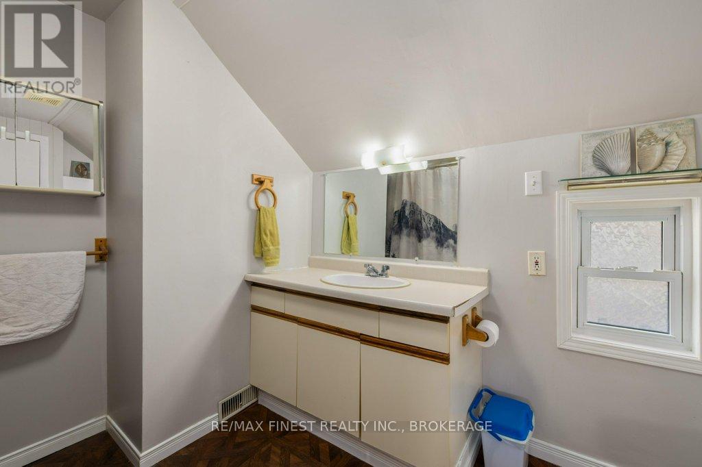 356 York Street, Kingston, Ontario  K7K 1R9 - Photo 21 - X12356467