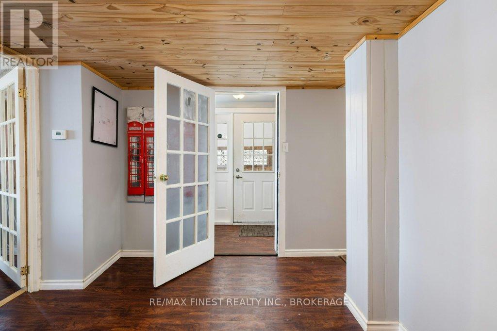356 York Street, Kingston, Ontario  K7K 1R9 - Photo 6 - X12356467