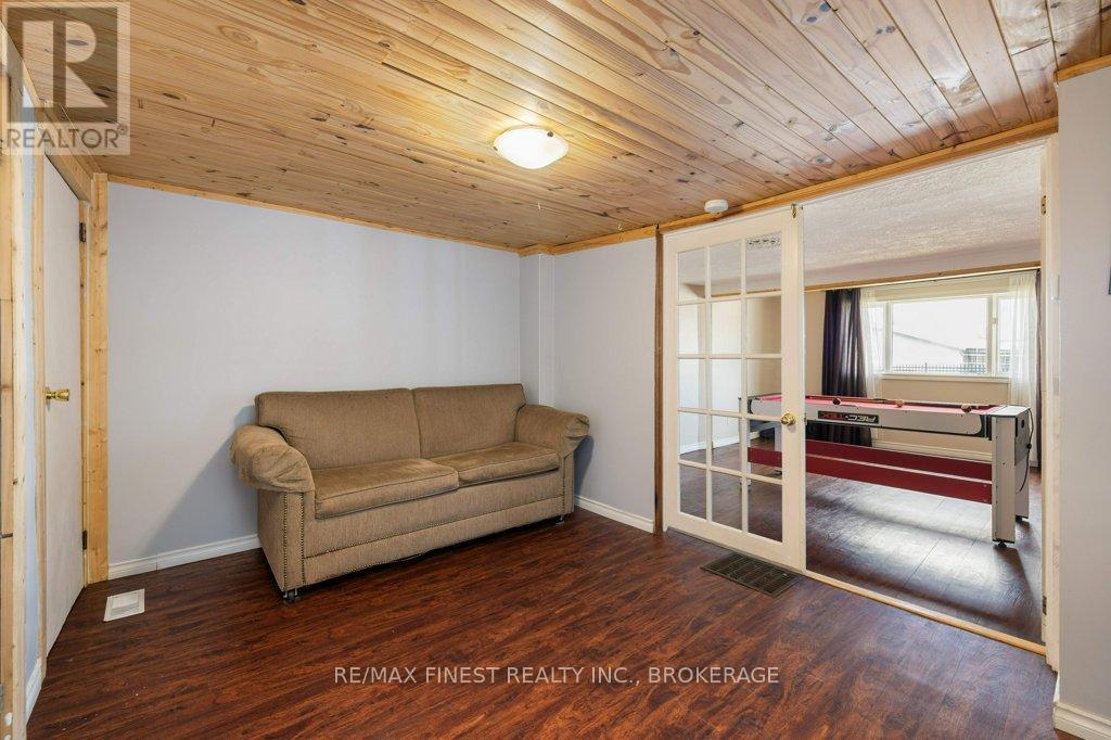 356 York Street, Kingston, Ontario  K7K 1R9 - Photo 7 - X12356467
