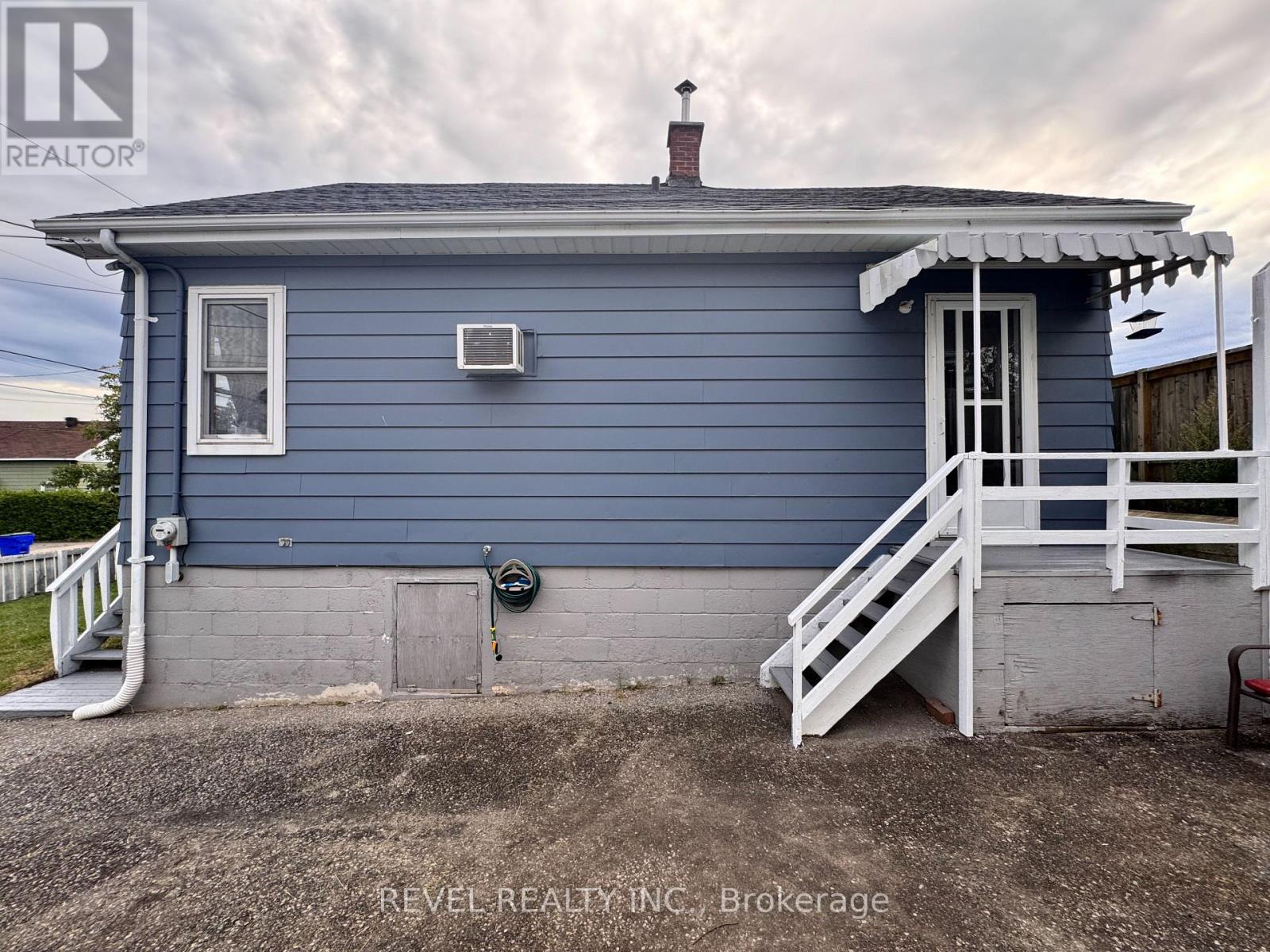 Property at 44 WAY AVENUE image 5
