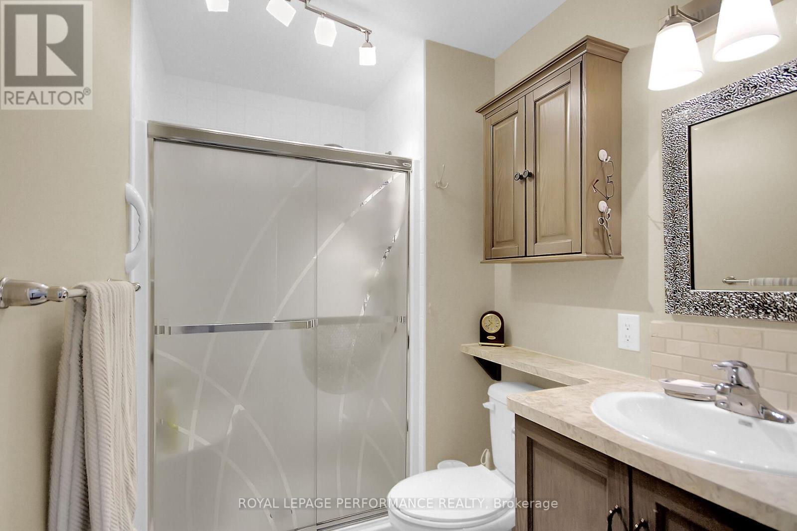 302 - 130 Guelph Private, Ottawa, Ontario  K2T 0J1 - Photo 17 - X12356465