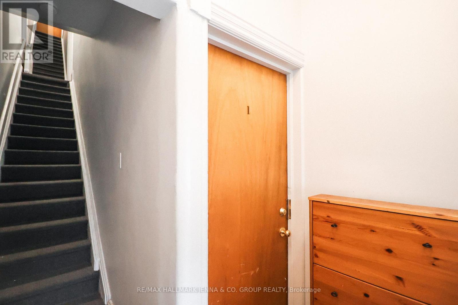 1 - 275 Bronson Avenue, Ottawa, Ontario  K1R 6H7 - Photo 4 - X12356495