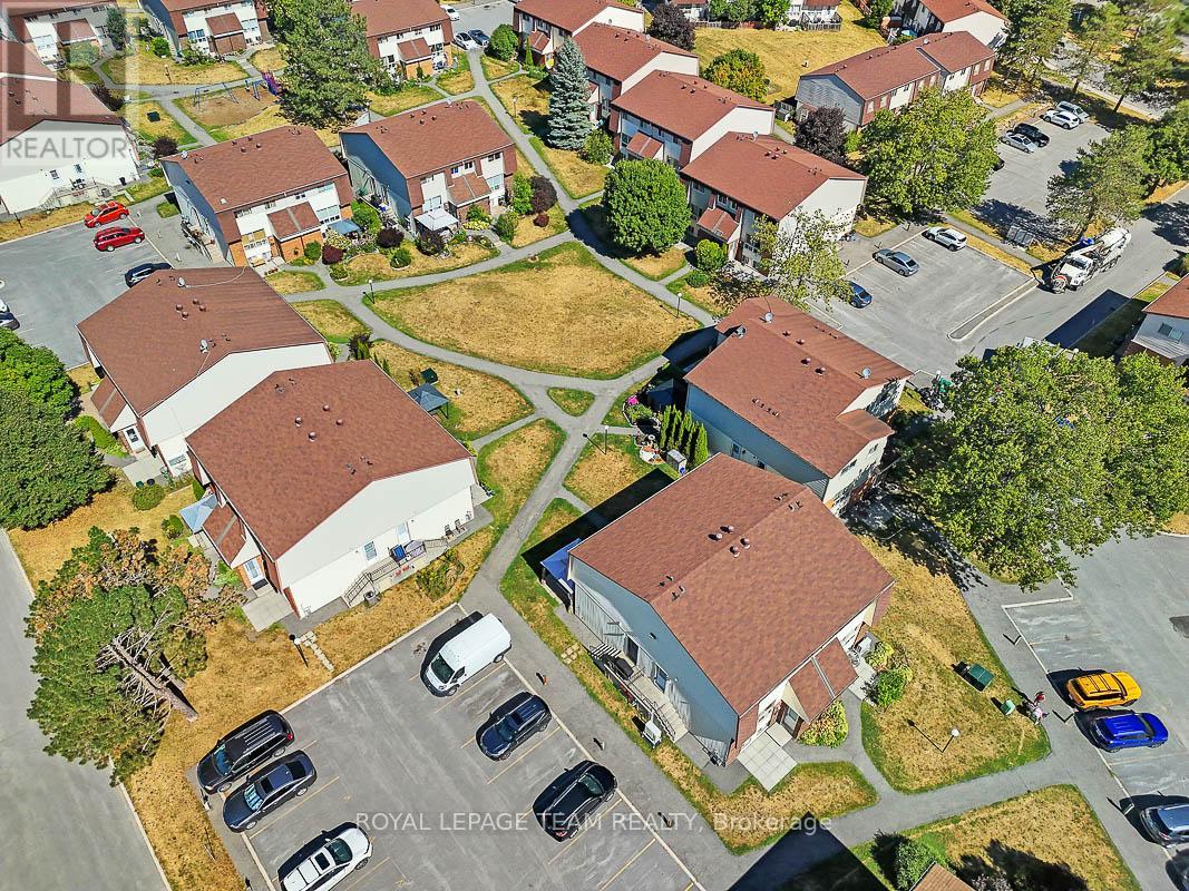 C - 9 Forester Crescent, Ottawa, Ontario  K2H 8Y1 - Photo 25 - X12356524