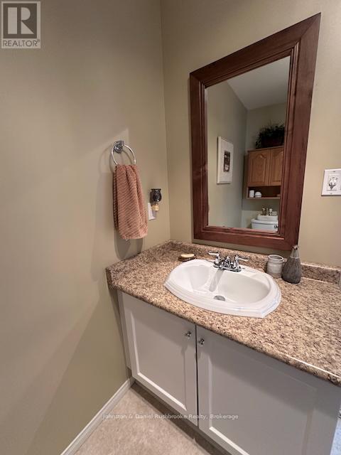 18 Shoreline Drive, Bracebridge, Ontario  P1L 1Z4 - Photo 25 - X12229752