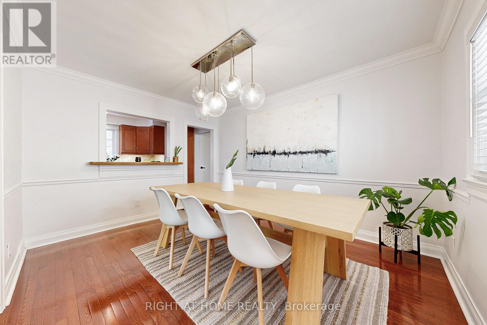 66 Cliveden Avenue, Toronto (Stonegate-Queensway), Ontario  M8Z 3N1 - Photo 10 - W12356415