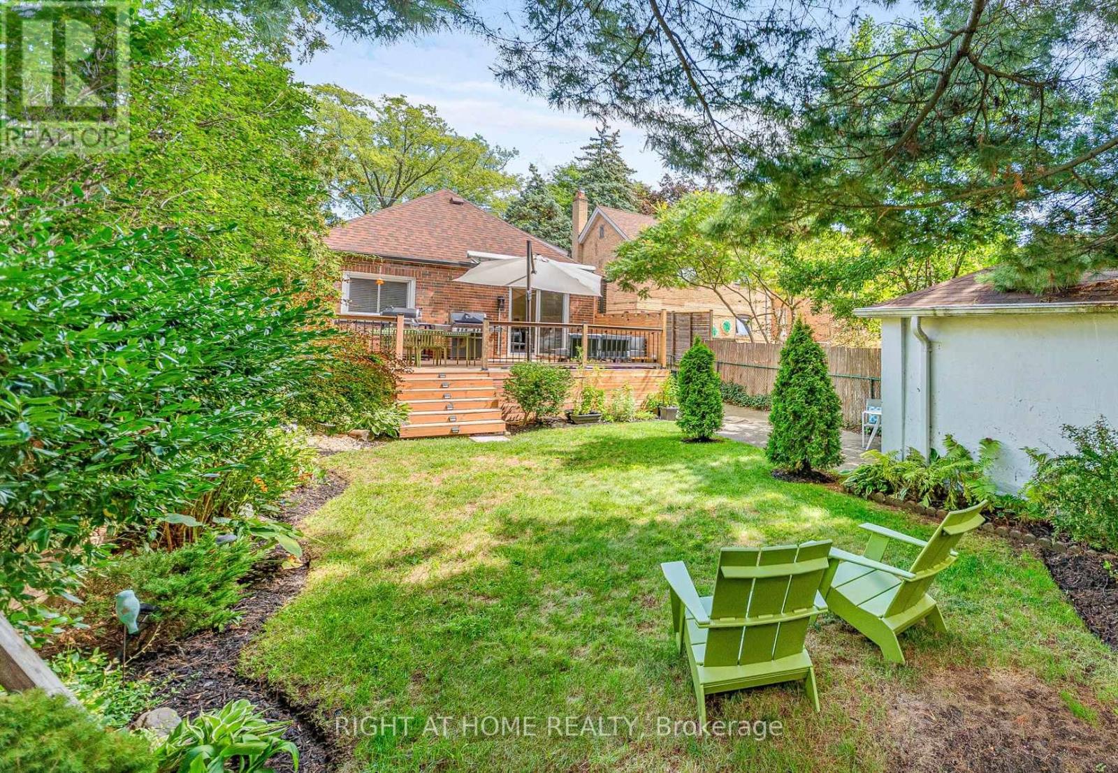 66 Cliveden Avenue, Toronto (Stonegate-Queensway), Ontario  M8Z 3N1 - Photo 37 - W12356415